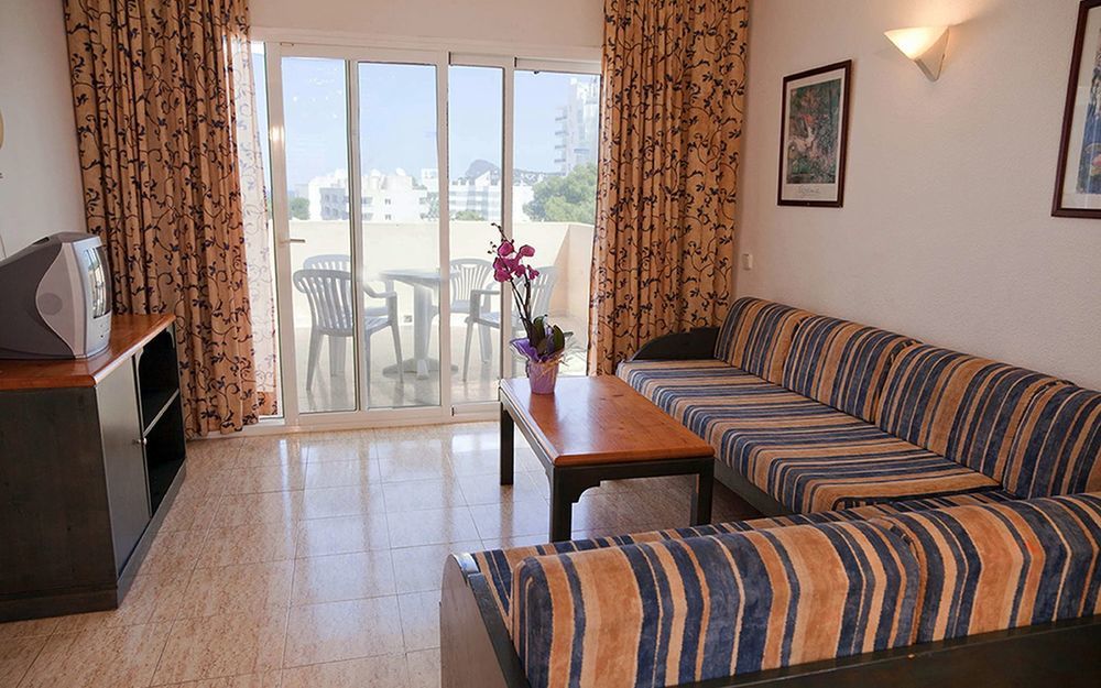 Apartamentos Blue Star (Adults Only) Sant Antoni de Portmany Esterno foto