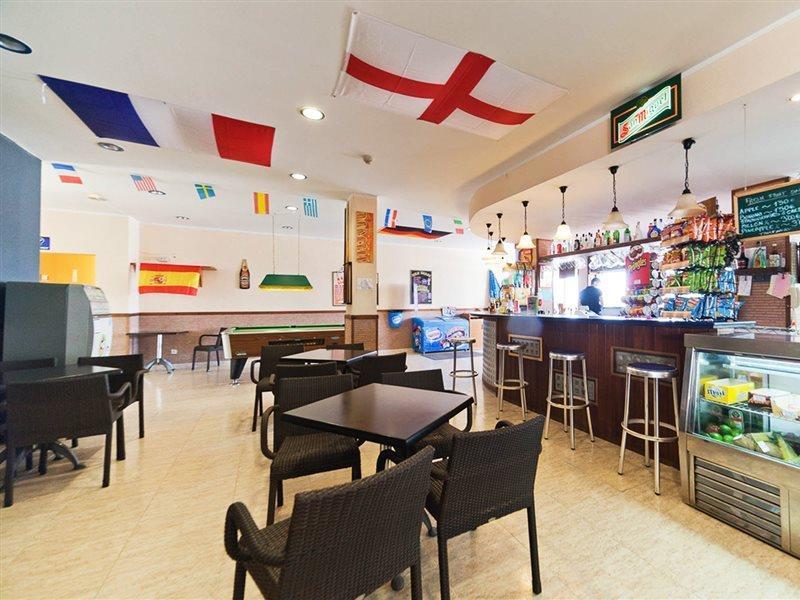 Apartamentos Blue Star (Adults Only) Sant Antoni de Portmany Esterno foto